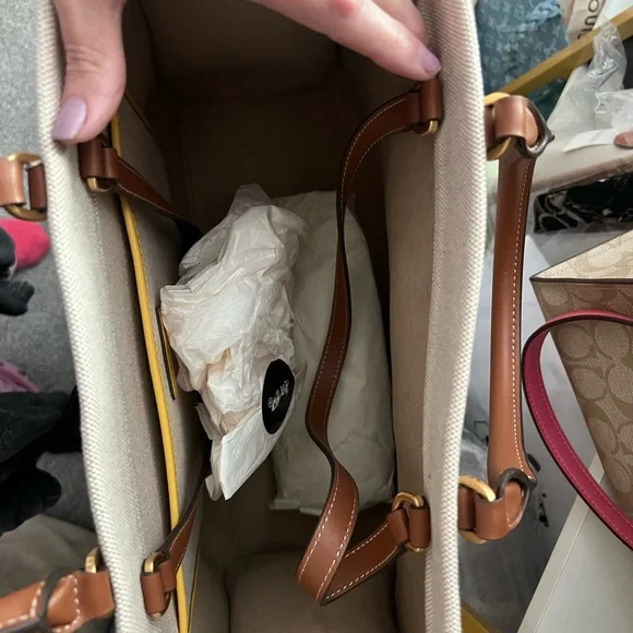 Tory Burch Pink Perry Triple Compartment Color Block Limited Edition Canvas. - Picture 3 of 3